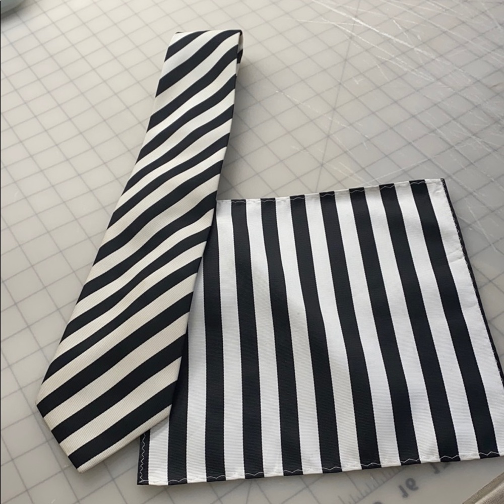 milani tie with handkerchief